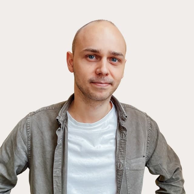 Niels, co-founder of RealmBinder
